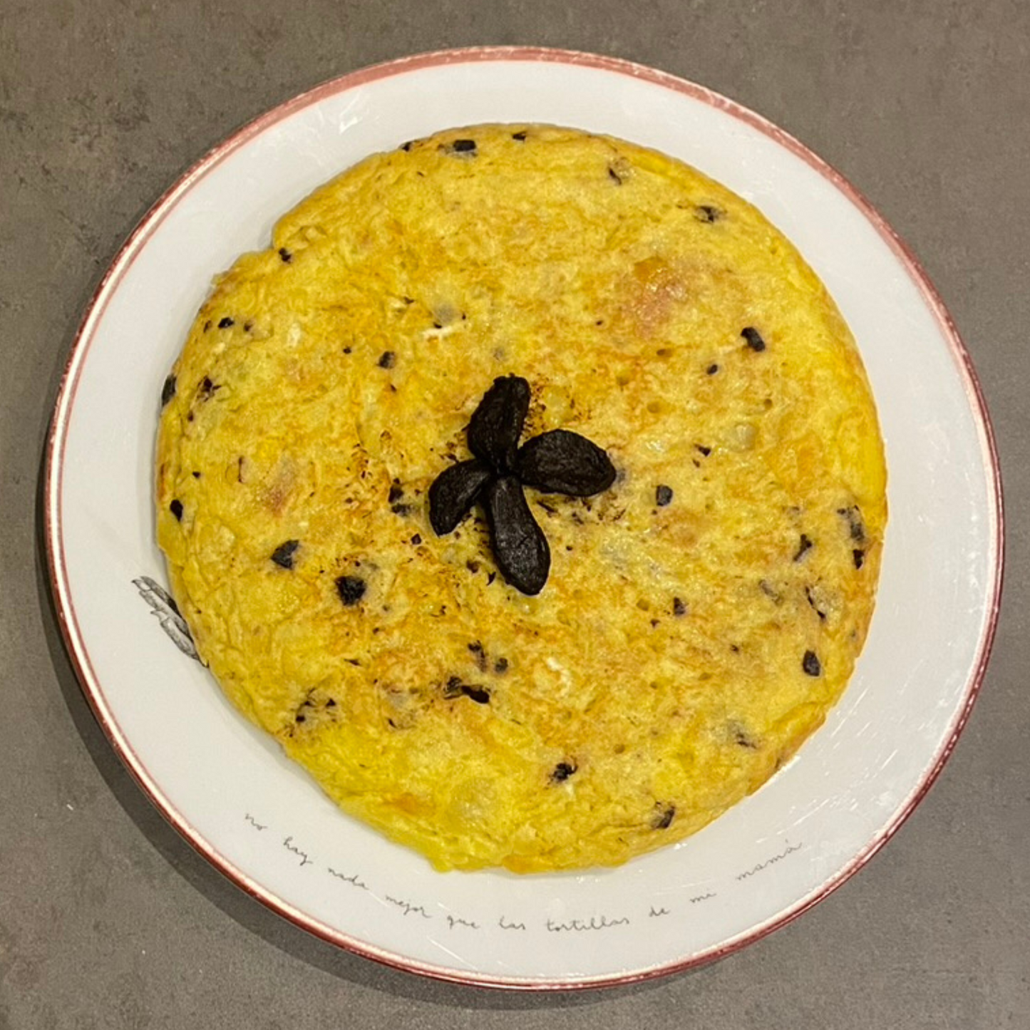 La Tortilla de Fani à l'ail noir